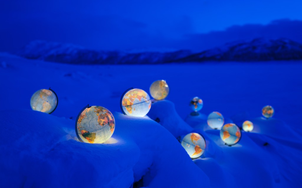 Il bisogno di credere nel&nbsp;mondo.